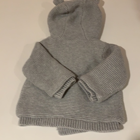 Carter’s baby’s grey knit hooded sweater. - Picture 4 of 5